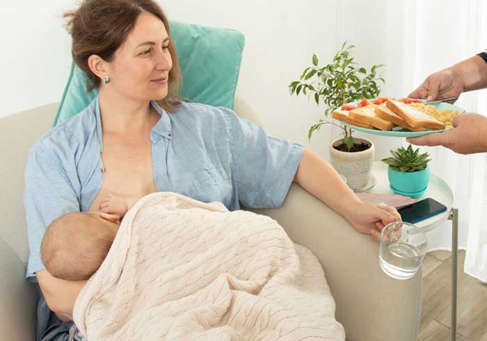 Mütterpflege - Ruhezeiten, Massagen, Rückbildungsübungen, psychischer Beistand, Untersützung mit dem Neugeborenen